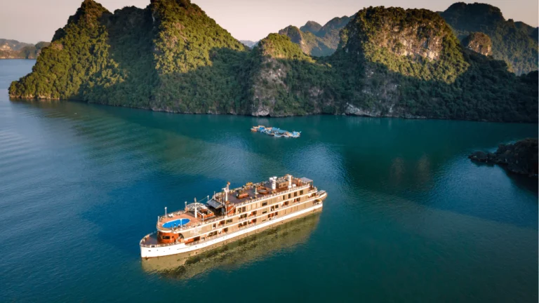 Kiedy najlepiej popłynąć? Sezonowość rejsów wycieczkowych